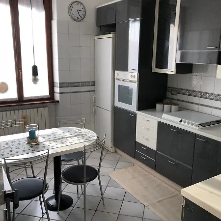 Apartamento Via Pezzotti 59 *